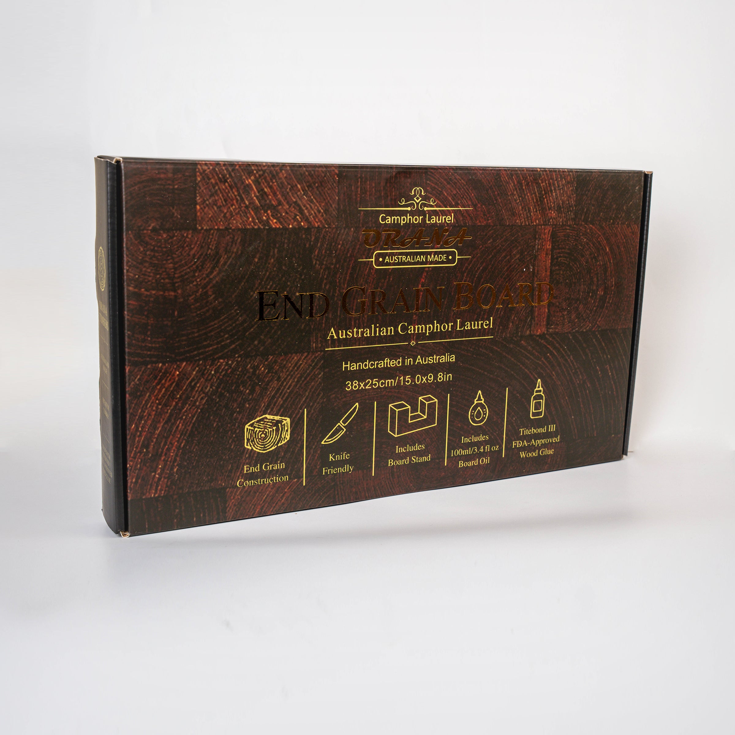 ORANA Signature End Grain M Gift Set – Australian Premium Camphor Laurel Cutting Board 38 × 25 cm with Stand, 100ml Mineral Oil & Gift Box
